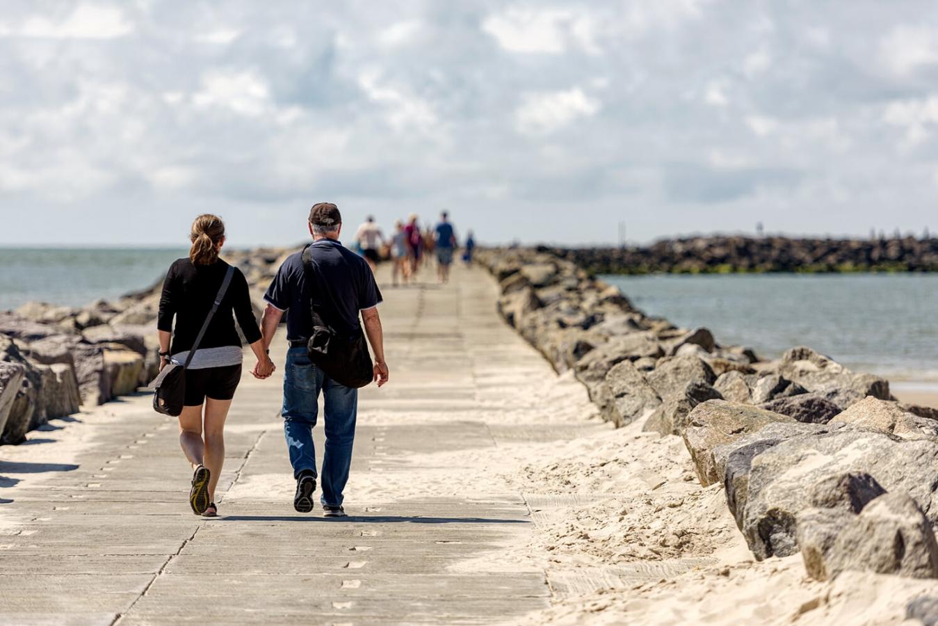 Gåtur på sydmolen i Hvide Sande 