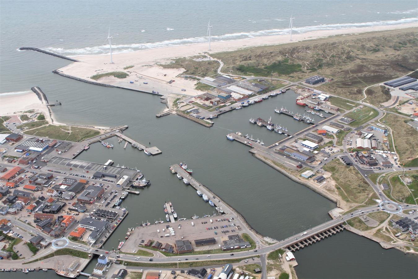 Drone billede af Hvide Sande Havn