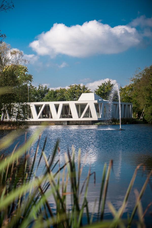 Kunstmuseum i Videbæk en flot forårsdag