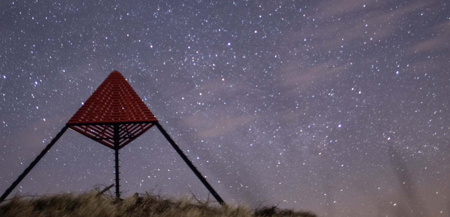 Sømærke ved Haurvig med stjernehimmel